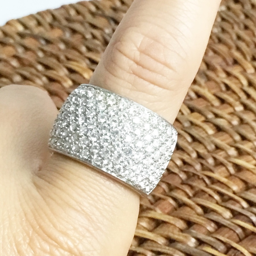 Sterling Silver Sparkling Rhinestone Ring Size 7.5 Marked 925
